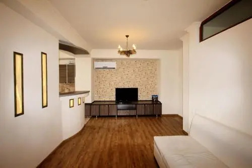 Freedom Apartments on Saryan street