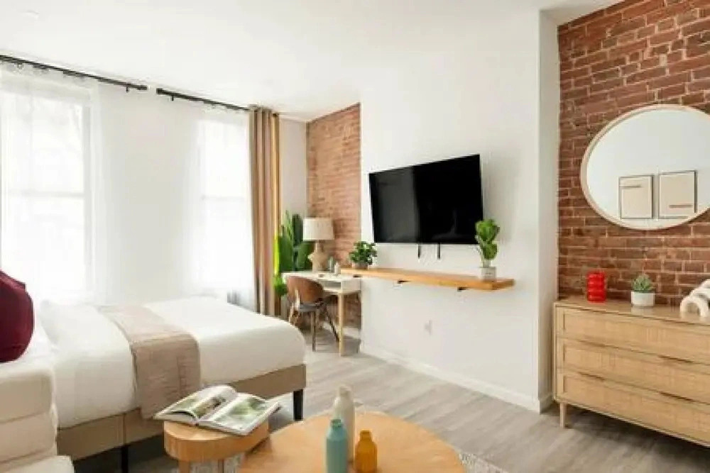 New Modern Studio UES W D