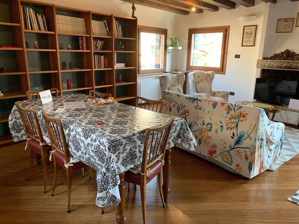 Grimaldi Apartments - Al Timone