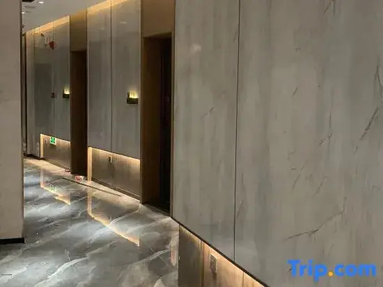 Liuzhou Dingwei Business Hotel (Yaobu Ancient Town)
