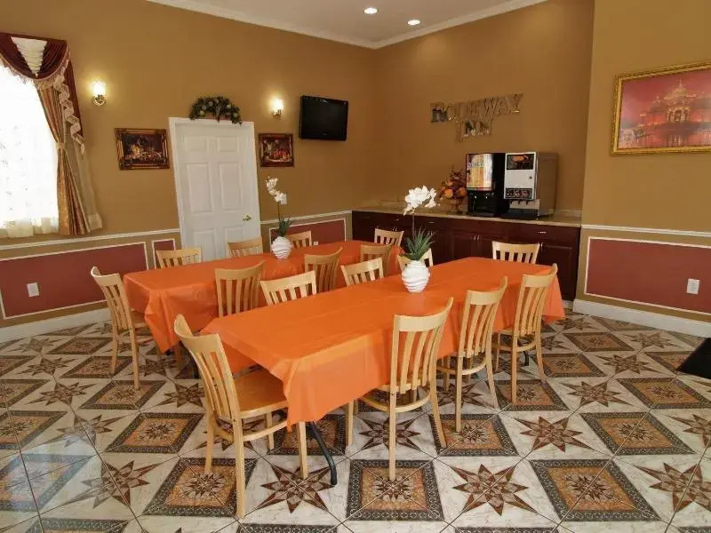 Parkway Inn