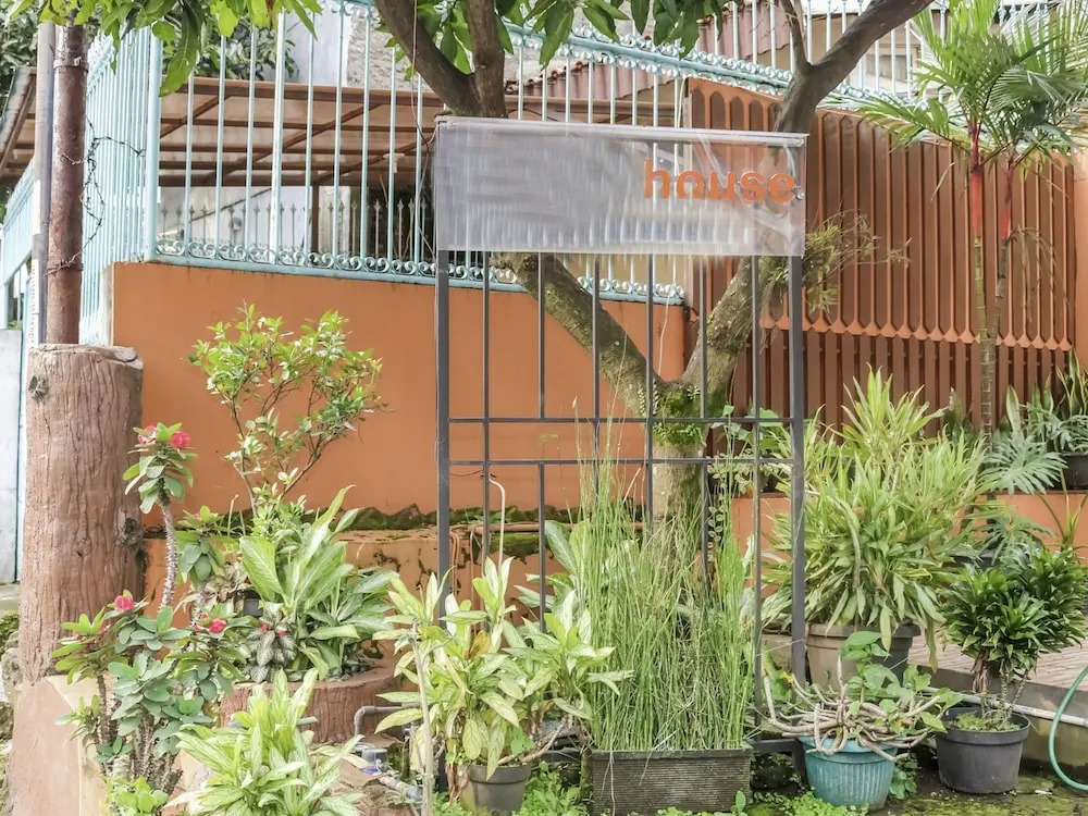 NIDA Rooms Sukajadi Bandung Railway Babakan Jeruk