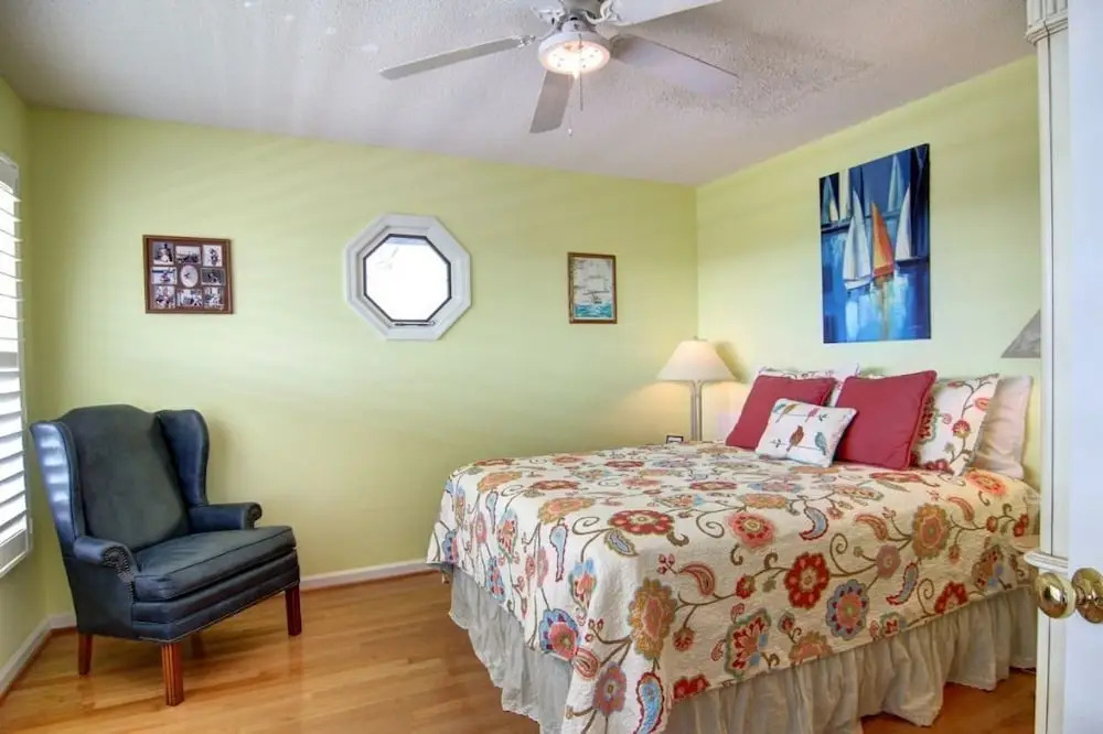 Turtle Cove (formerly Fiddler's Green) 4 Bedroom Home by RedAwning
