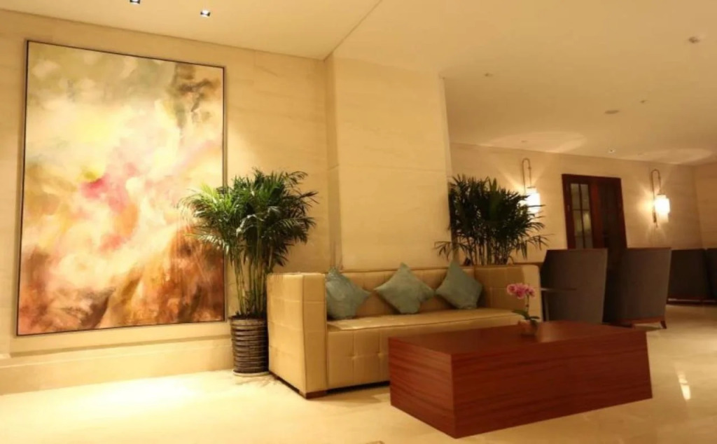 Qingdao Impression Hotel