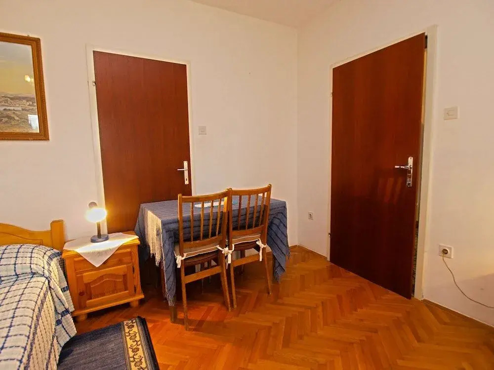Rooms Milan 1370