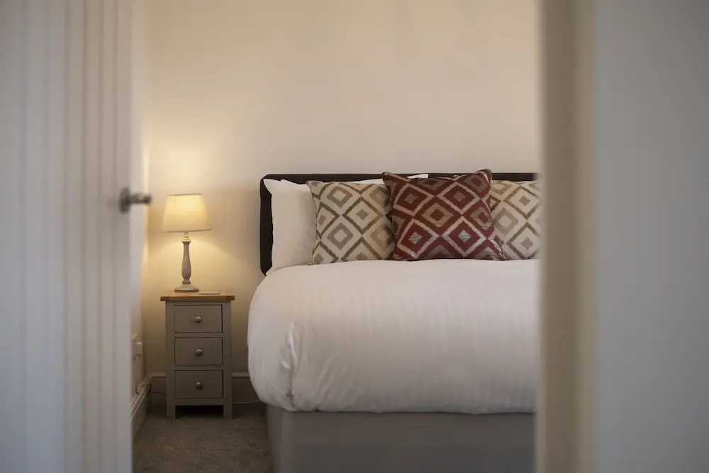 Top of the Bank Apartment