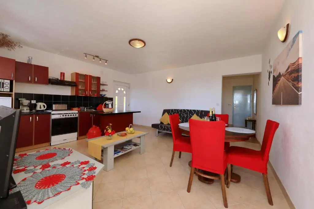 Apartments Luca