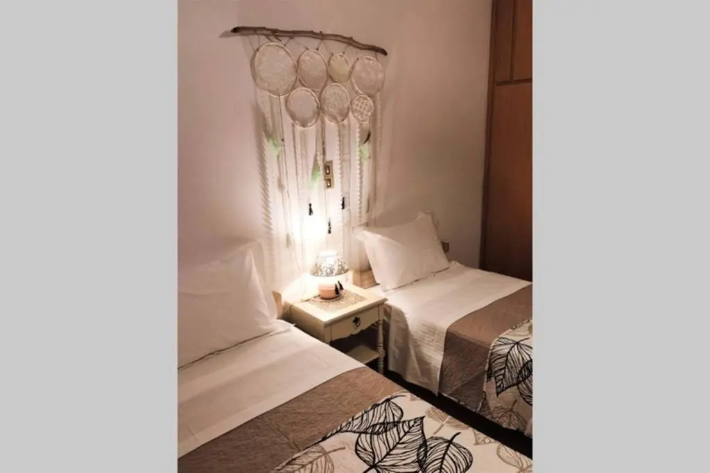 Apartment 100m2, center of Sitia, WiFi, 350m beach