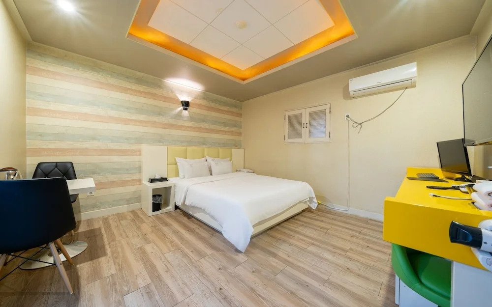 VANE HoTEL