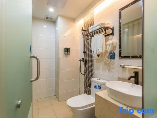Shengjia Theme Hotel (Guangzhou Dashi Metro Station)