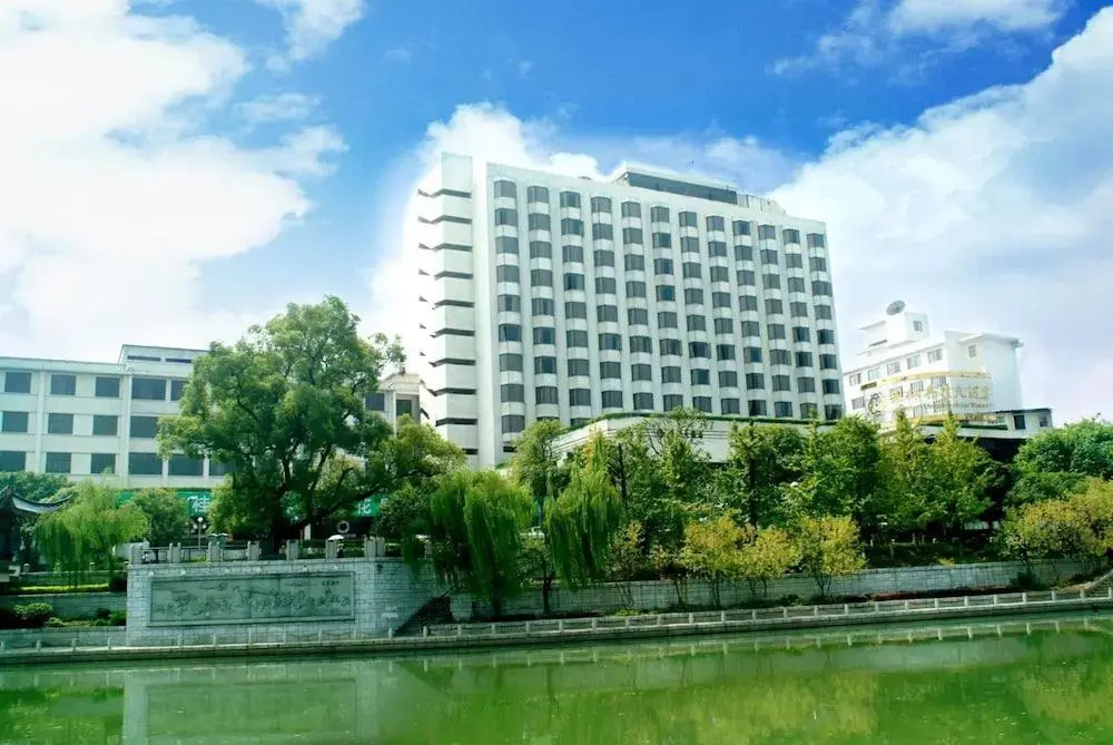 Osmanthus Hotel