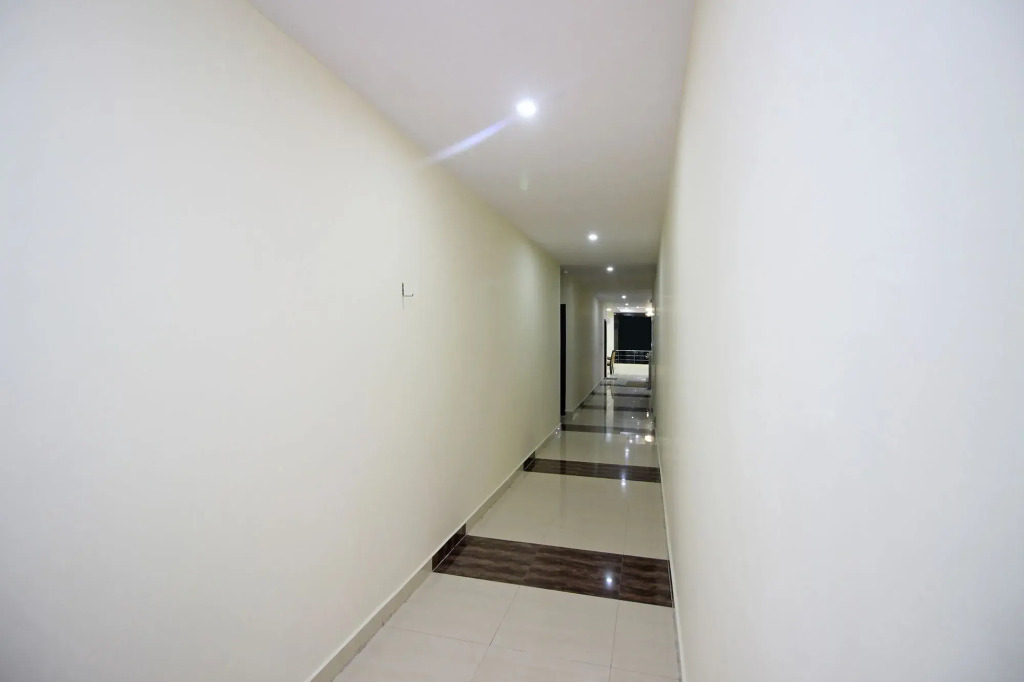OYO 9845 Hotel Kirti Heritage