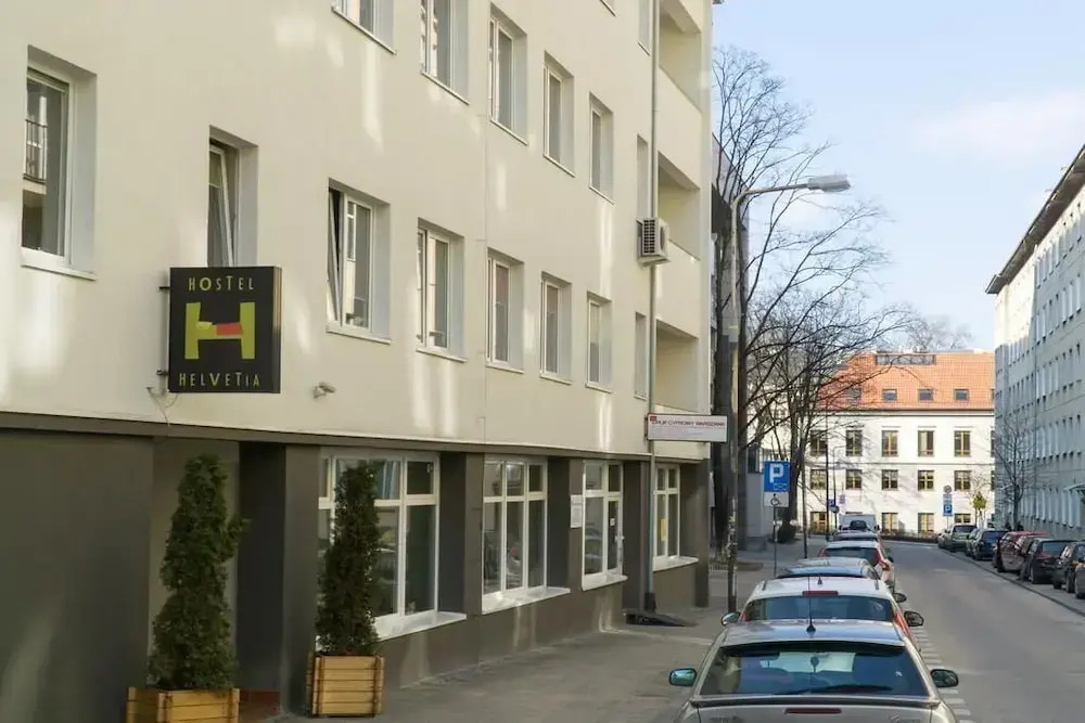 Helvetia Plus B&B - PRIVATE ROOMS and APARTMENTS