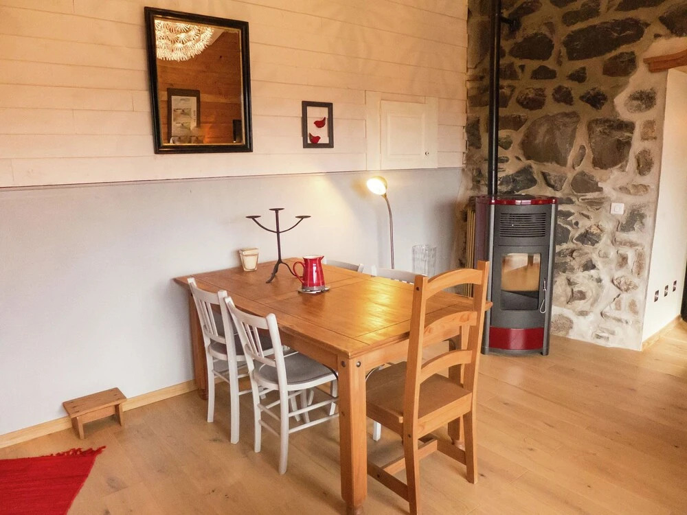 Cozy Countryside Escape in Auvergne