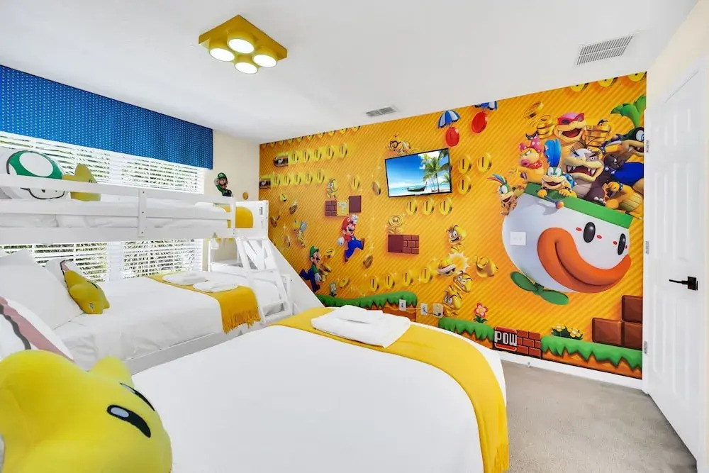 Spacious Villa: Pool, Game Room & Themed Rooms