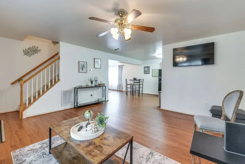 1 Mi to Colonial Beach Boardwalk! Cozy Family Home