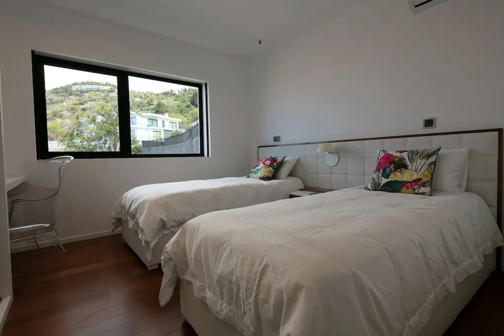 Luxury Holiday Apartment with a View