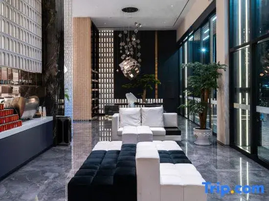Ronghai Hotel (Shizong County)
