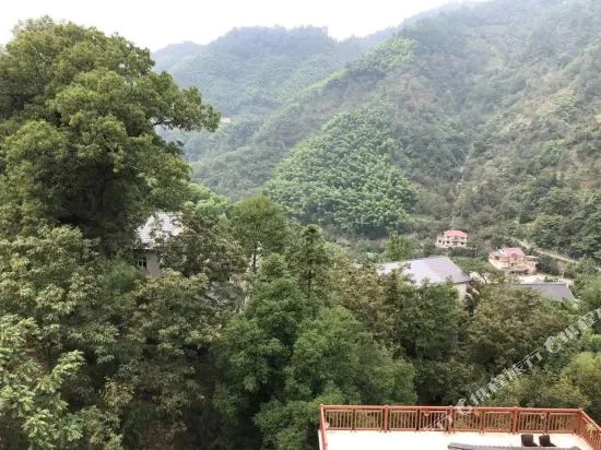 Hangzhou Lin'an Pingxuan Homestay