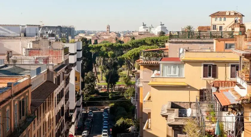 Giambullari Apartment