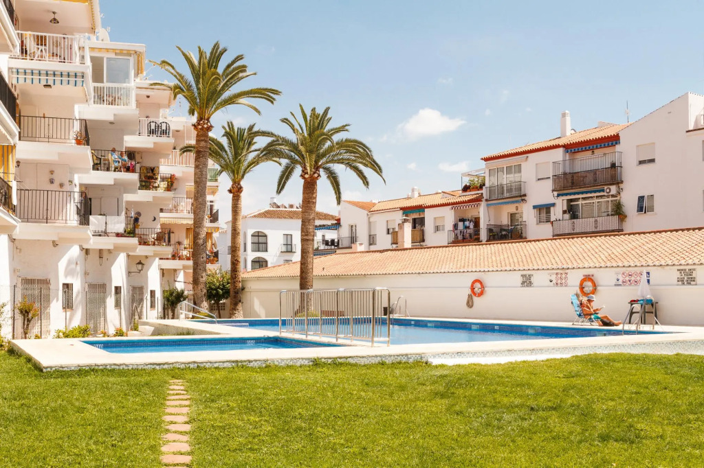 Coronado 127 Apartments Casasol