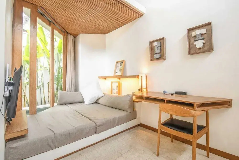 Sumptuous 1-BR Villa Near Canggu Beach, 800m Away