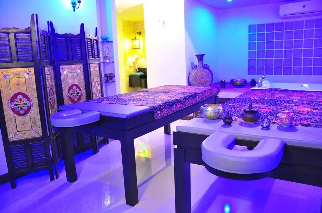 Курорт Navatara Phuket Resort