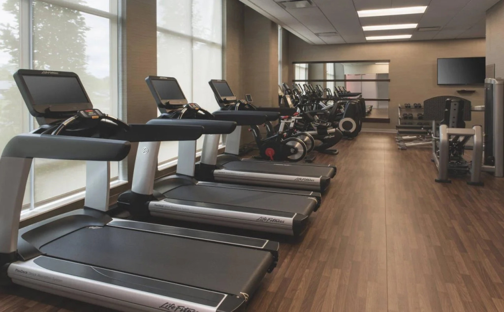 Courtyard by Marriott Philadelphia South at The Navy Yard