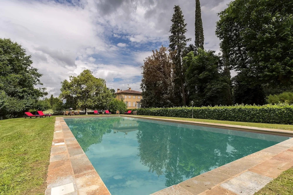 Coselli's Collection Luxury Villas rental
