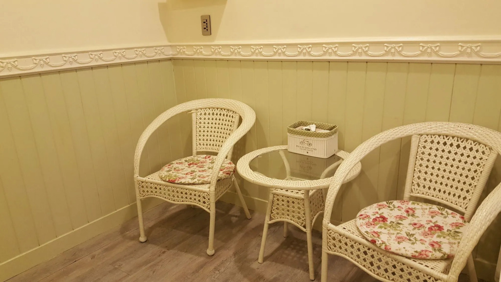 橙舍一館 TW Hostel I
