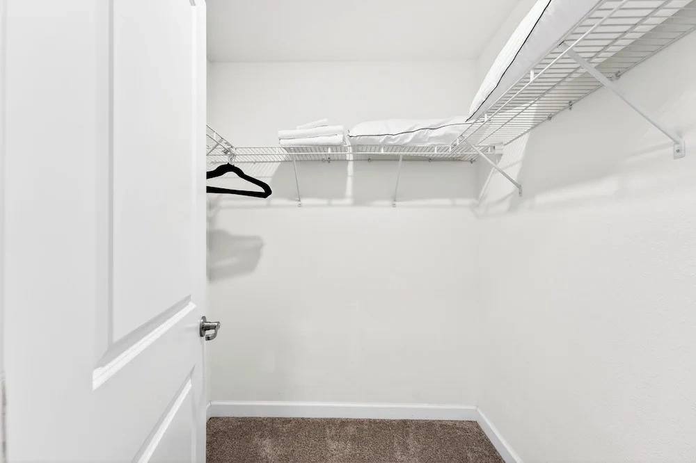 Sol117-5484-6-pg - Solterras Dream Home