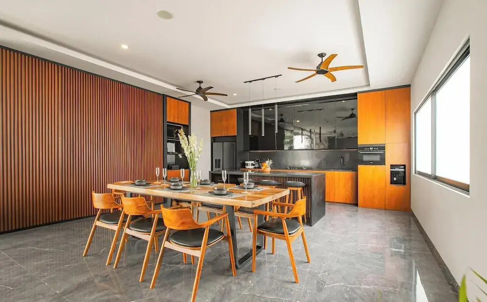 Villa MJ Modern Luxe 4BR with Big Pool & Rooftop