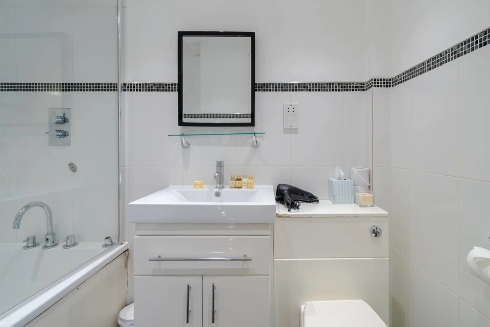 Quiet 2 Bedroom Apartment