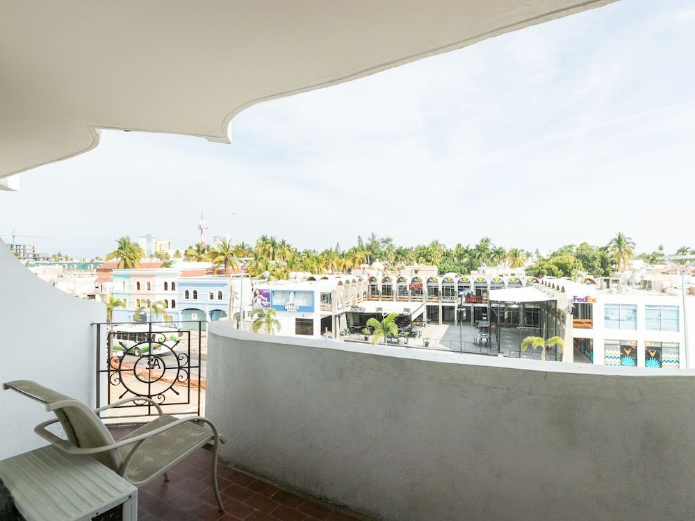 Hotel Zona Dorada
