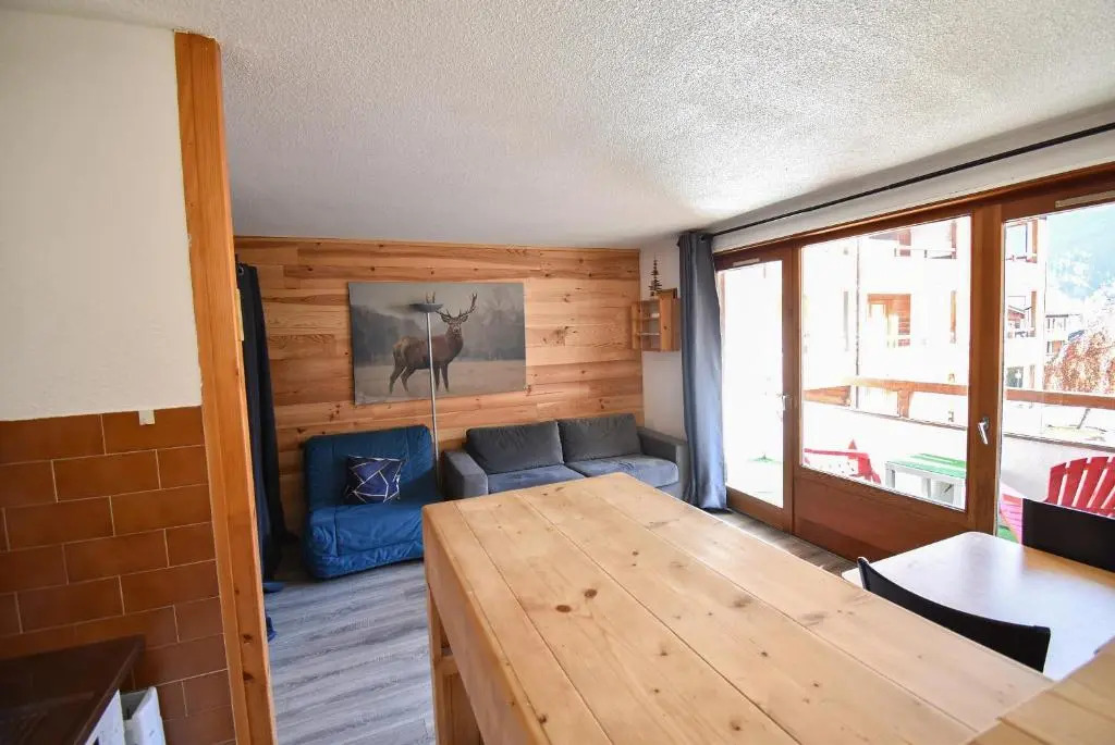 L'Enchalpe, Grand et lumineux studio avec coin montagne 4-6 pers, 60m des pistes, PISCINE COUVERTE, grand balcon expo EST, DRAPS NON COMPRIS