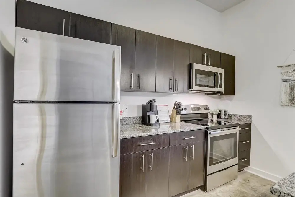 FRONTDESK RM - West Apts, River Market Dist, Kansas City