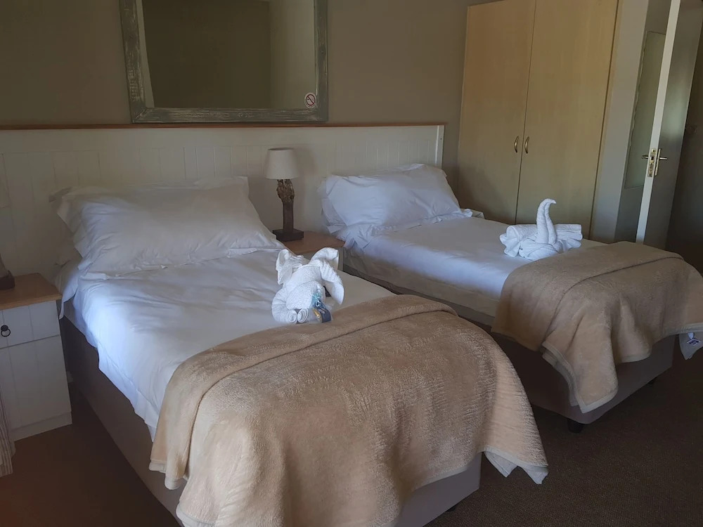 Pili Pili Beach Cabanas