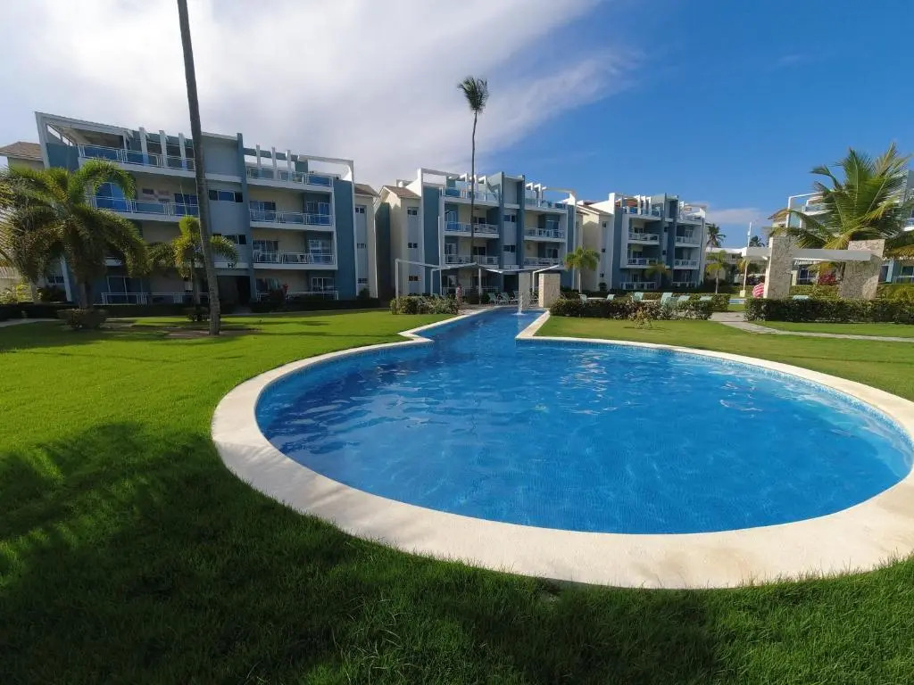 H2 Exclusive apartment near the the ocean