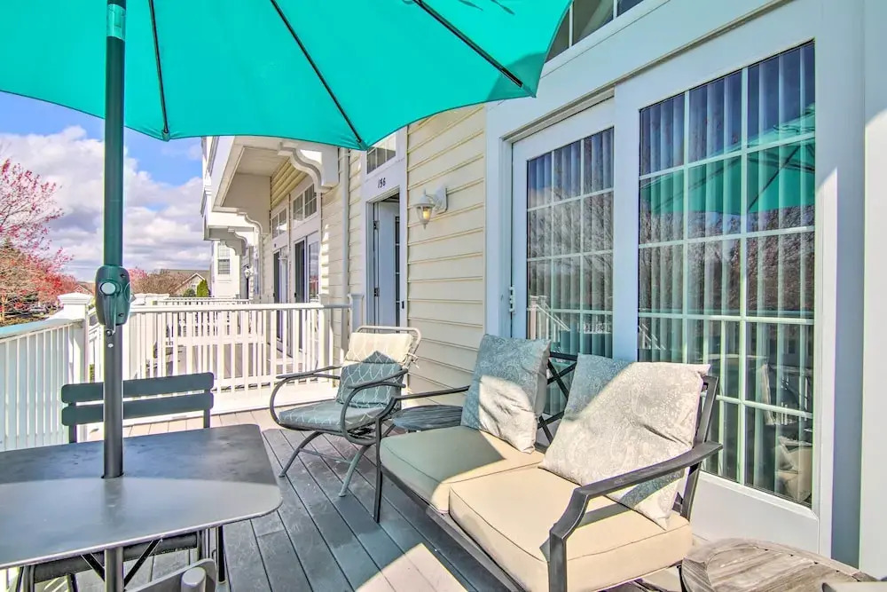 Deck, Balcony: Scenic Ocean View Beach Getaway!