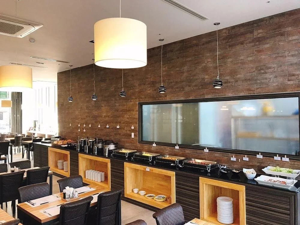 Honors Hotel