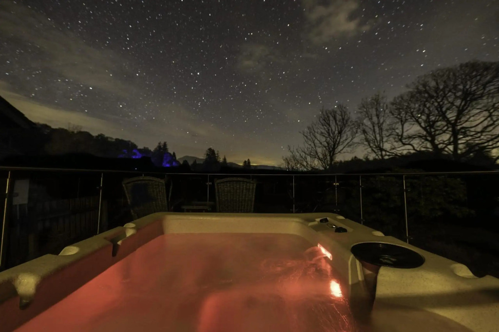 Fox Corner, Ambleside, Dog Friendly, hot tub