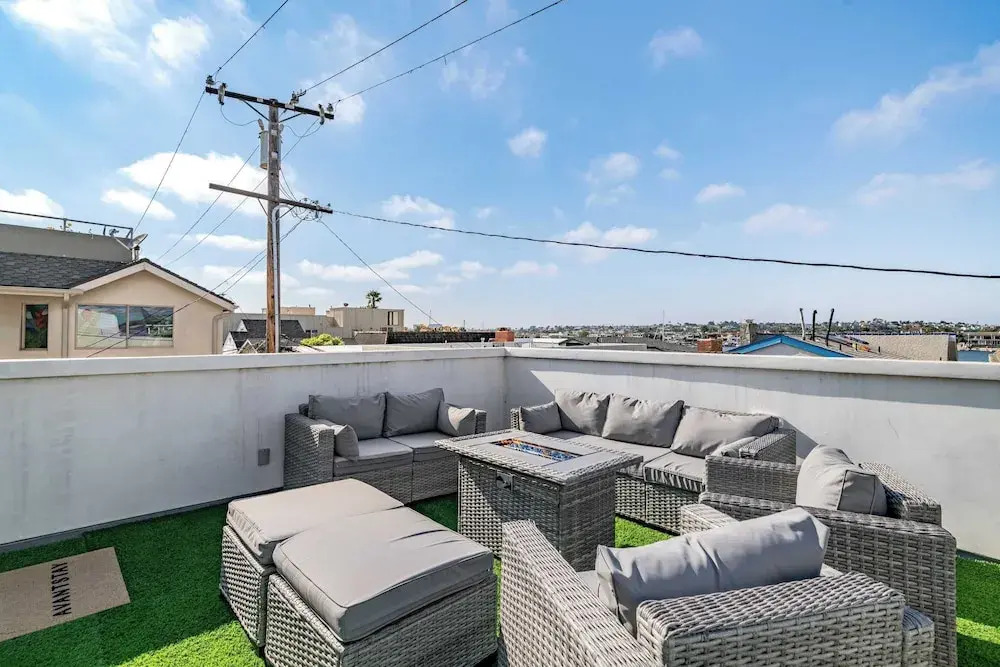 Private Rooftop + Steps to the Beach Chic Design Seaside Style by Avantstay