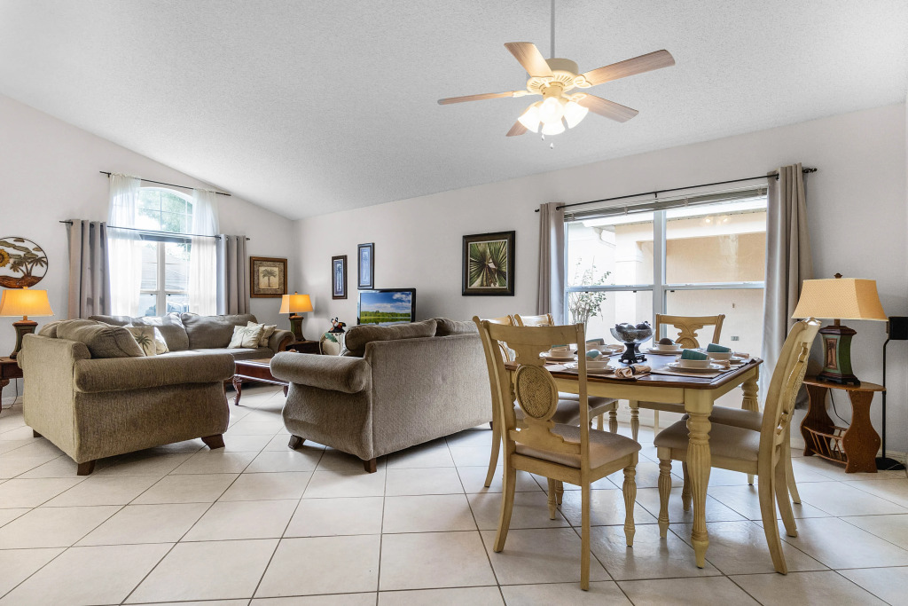 4 Bedroom 2 Bathroom Manors Westridge 411 Ld