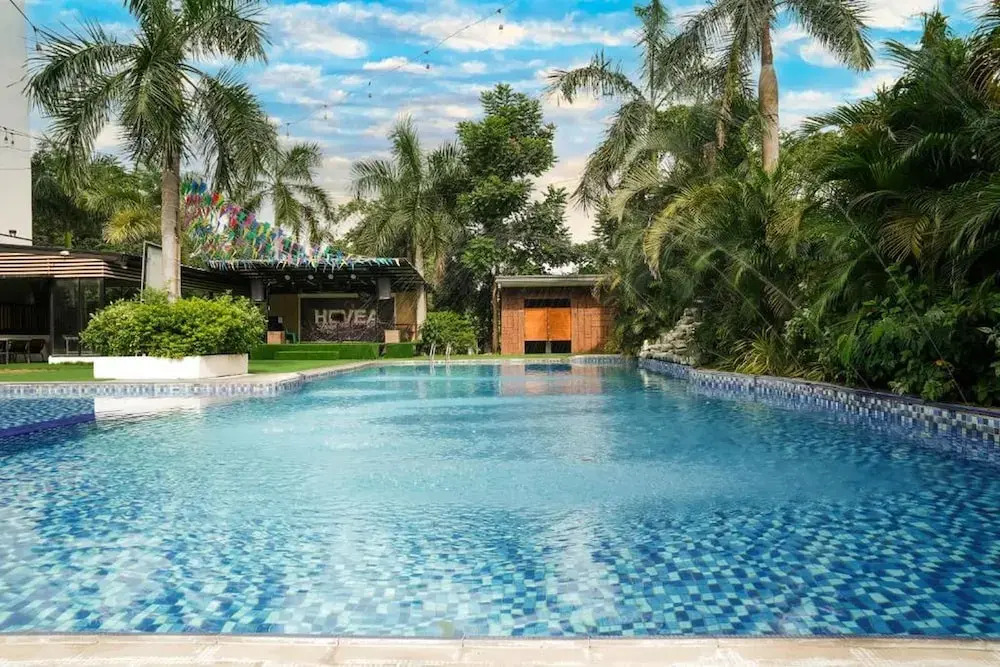 Dancenter Luxury Retreat Angeles City
