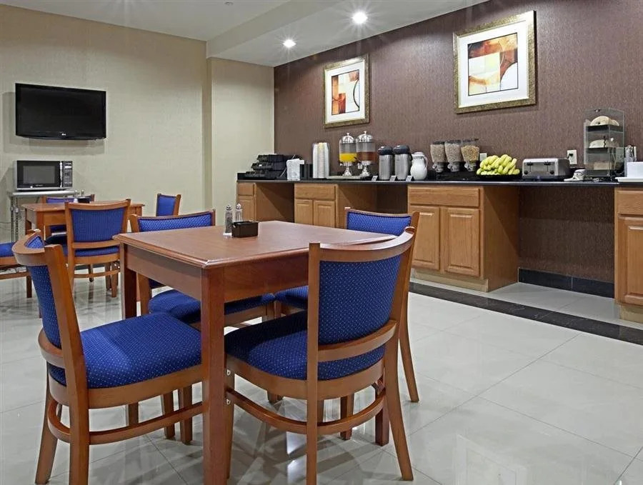 Americas Best Value Inn Brooklyn