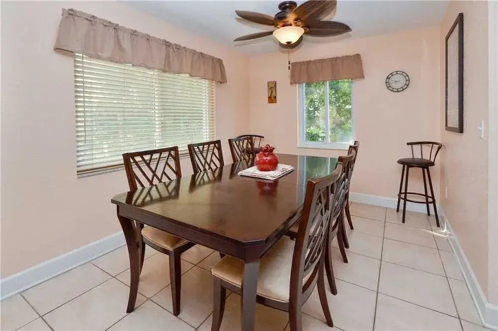Waves-16 - Waves 16 1 Bdrm Beautiful Cond One-bedroom Apartment