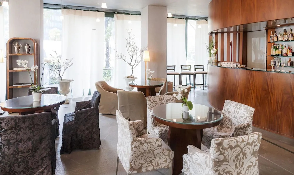 Cosmo Residence