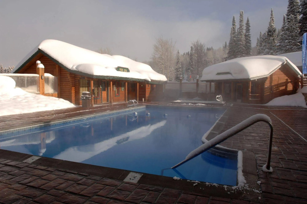 Teewinot Lodge by Grand Targhee Resort
