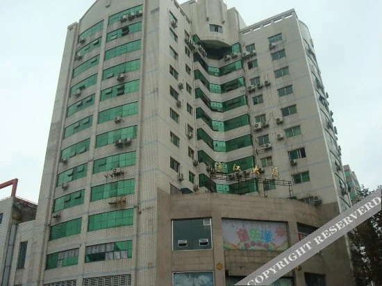m Hotel (Mianyang Railway Station Central Hospital)
