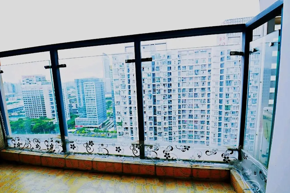 Avatar Japan Impression Queen Bed & High Rise View
